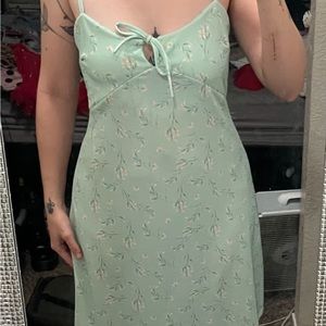 Boohoo Plus ditsy floral strappy swing dress in sage, size 14